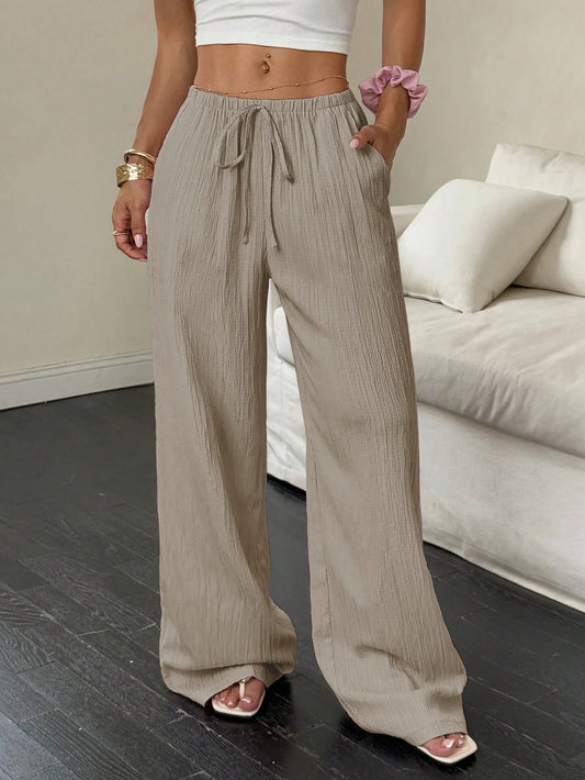 New straight leg floor length pants with European and American temperament