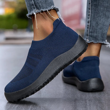 2024 New Women Sport Sneaker Flat Bottom Breathable Comfortable Women Sneakers Slip On Sock Solid Color Women's Running Shoe