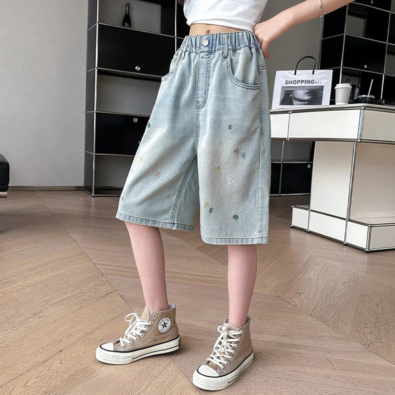 2026 New Summer Children Short Jeans Teen Girls Fashion Star Embroidery Wide Leg Denim Shorts Kid Casual Loose Knee Length Pants