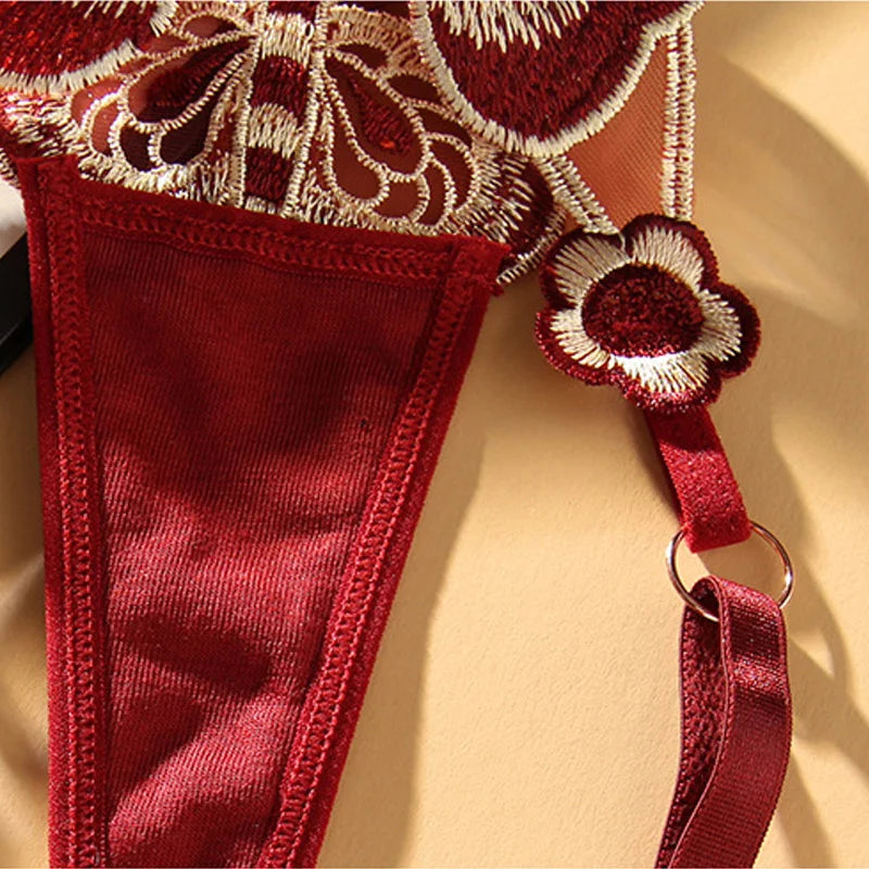 Women's Panties Fashion Sexy Lace Thong Women Butterfly Embroidery Panties Transparent Briefs Panty