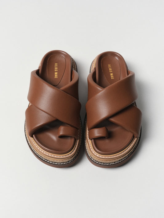Summer classic leather cross strap toe cover, personalized and comfortable height increasing sandals
