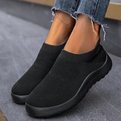 2024 New Women Sport Sneaker Flat Bottom Breathable Comfortable Women Sneakers Slip On Sock Solid Color Women's Running Shoe